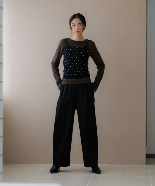 SHENERY(シーナリー)の「【LUALY】タックチノパンツ(チノパンツ・レディース・ブラック/ベージュ・38/36)」の3枚目の写真