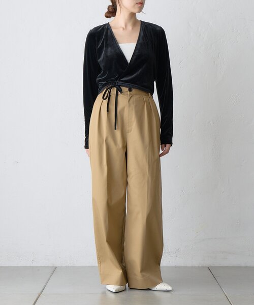 SHENERY(シーナリー)の「【LUALY】タックチノパンツ(チノパンツ・レディース・ブラック/ベージュ・38/36)」の9枚目の写真