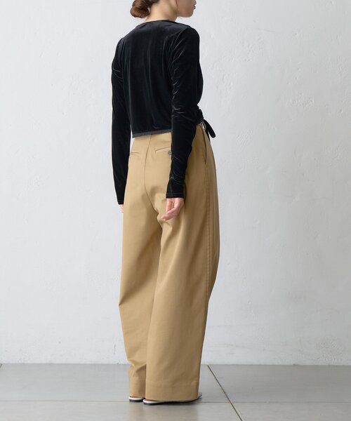 SHENERY(シーナリー)の「【LUALY】タックチノパンツ(チノパンツ・レディース・ブラック/ベージュ・38/36)」の11枚目の写真