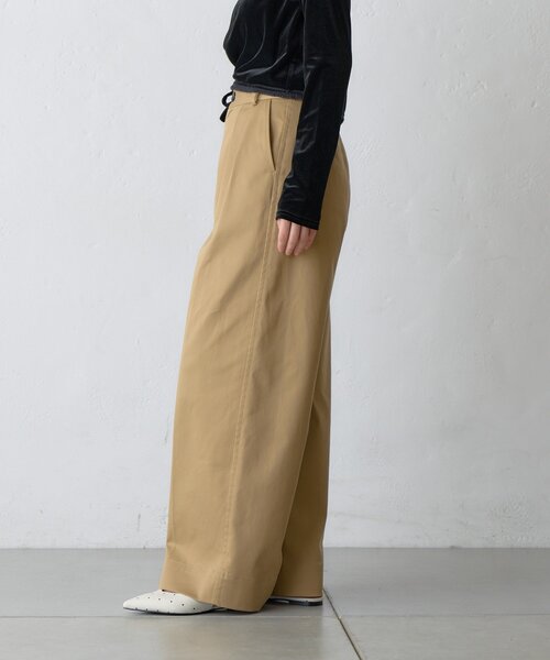 SHENERY(シーナリー)の「【LUALY】タックチノパンツ(チノパンツ・レディース・ブラック/ベージュ・38/36)」の14枚目の写真