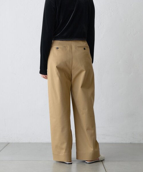 SHENERY(シーナリー)の「【LUALY】タックチノパンツ(チノパンツ・レディース・ブラック/ベージュ・38/36)」の15枚目の写真
