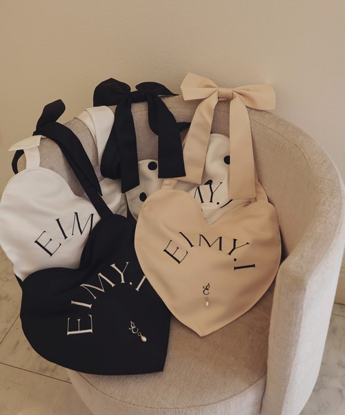 EIMY ISTOIRE(エイミーイストワール)の「【EIMY MARKET】HEART BAG(ショルダーバッグ・レディース・ドット/ブラック/ライトピンク/ホワイト・FREE)」の5枚目の写真