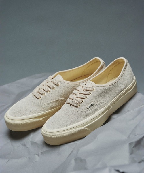 VANS(バンズ)の「VANS PREMIUM オーセンティック ヘアリースエード / LX Authentic 44 HAIRY SUEDE CREME BRULEE VN000Z6RCHW1(スニーカー・メンズ・オフホワイト・4.5/5/5.5/6/6.5/7/7.5/8/8.5/9/9.5/10/10.5/11/12)」の1枚目の写真