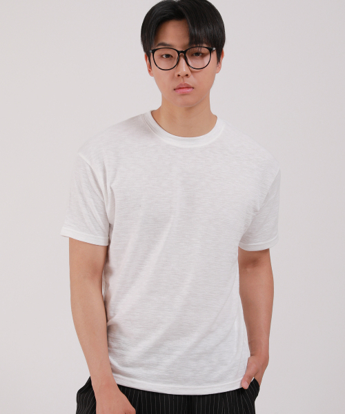 DEVELOVE(デヴローブ)の「スラブラウンド半袖Tシャツ_アイボリー(Tシャツ/カットソー・メンズ・アイボリー・LARGE/MEDIUM/XX-LARGE/X-LARGE)」の3枚目の写真