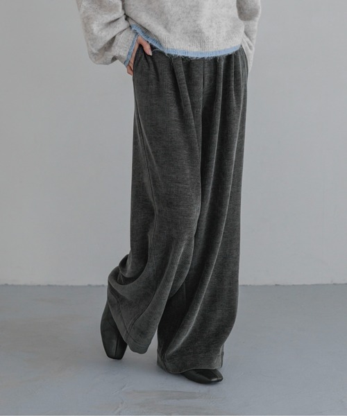 LOWRYS FARM(ローリーズファーム)の「コーデュロイイージーパンツ 1089450(その他パンツ・レディース・アイボリー/ブルー/ブラウン/チャコールグレー・MEDIUM/LARGE)」の3枚目の写真