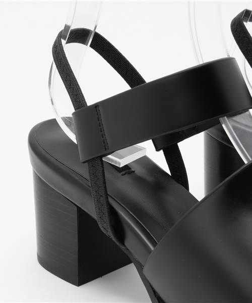 SLY（スライ）の「STRAP DAILY SANDAL（サンダル・レディース・ブラック/ベージュ・MEDIUM/LARGE/SMALL）」の7枚目の写真