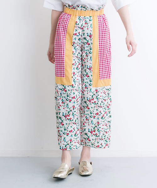 MERLOT（メルロー）の「ギンガムチェックx花柄リメイク風パッチワークウエストフリルパンツ5934（その他パンツ・レディース・ブラック/レッド/ブルー・FREE）」の3枚目の写真
