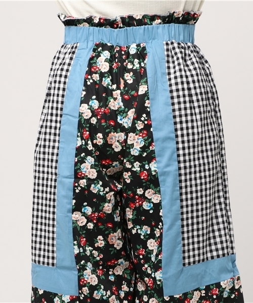 MERLOT（メルロー）の「ギンガムチェックx花柄リメイク風パッチワークウエストフリルパンツ5934（その他パンツ・レディース・ブラック/レッド/ブルー・FREE）」の10枚目の写真