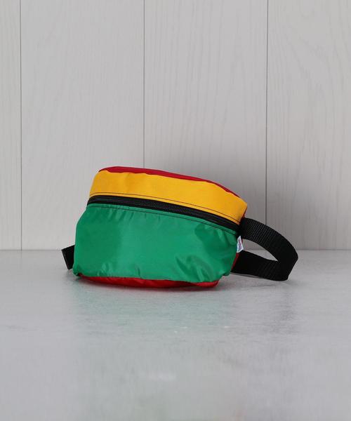 BEAUTY&YOUTH UNITED ARROWS(ビューティーアンドユースユナイテッドアローズ)の「<BAGS USA MFG>FANNY PACK/ウエストポーチ ◆(ボディバッグ/ウエストポーチ・レディース・グレー/ケリー/コバルトブルー・FREE)」の4枚目の写真