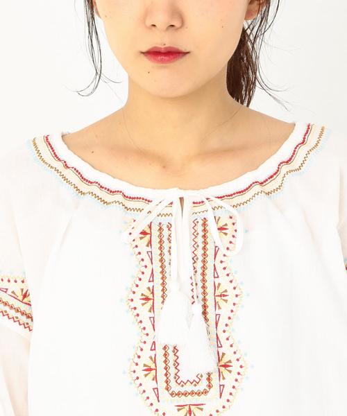 Another Edition（アナザーエディション）の「エンブロイダリープルオーバー ◆（シャツ/ブラウス・レディース・オフホワイト/ブラック/オレンジ・FREE）」の9枚目の写真