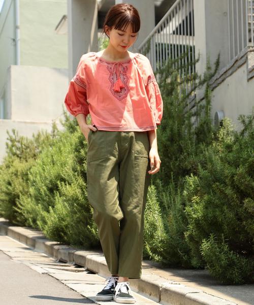 Another Edition（アナザーエディション）の「エンブロイダリープルオーバー ◆（シャツ/ブラウス・レディース・オフホワイト/ブラック/オレンジ・FREE）」の14枚目の写真