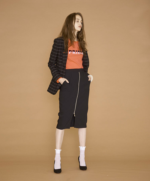 GUILD PRIME（ギルドプライム）の「◆雑誌掲載◆【GUILD PRIME】WOMENS フロントジップスカート（スカート・レディース・ブラック/レッド・36/34）」の12枚目の写真