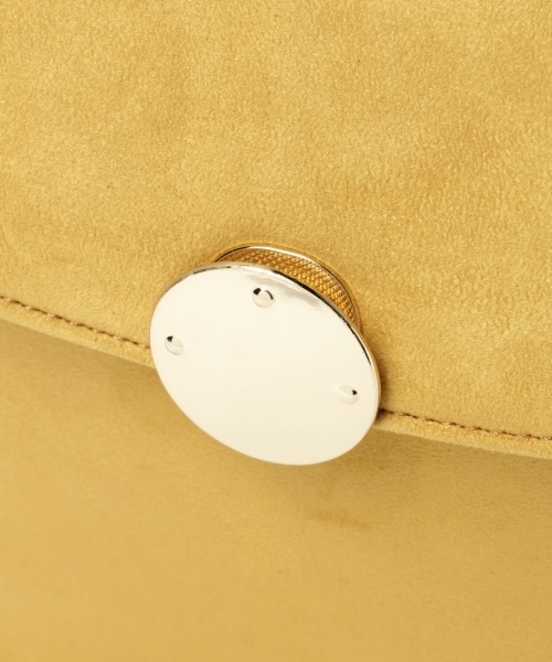 A part by（アパートバイ）の「スエードショルダーBAG 773425（ショルダーバッグ・レディース・イエロー/アイボリー・FREE）」の4枚目の写真