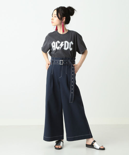 Ray BEAMS(レイビームス)の「GOOD SPEED / White Logo ACDC Tシャツ(Tシャツ/カットソー・レディース・ブラック・ONE SIZE)」の3枚目の写真