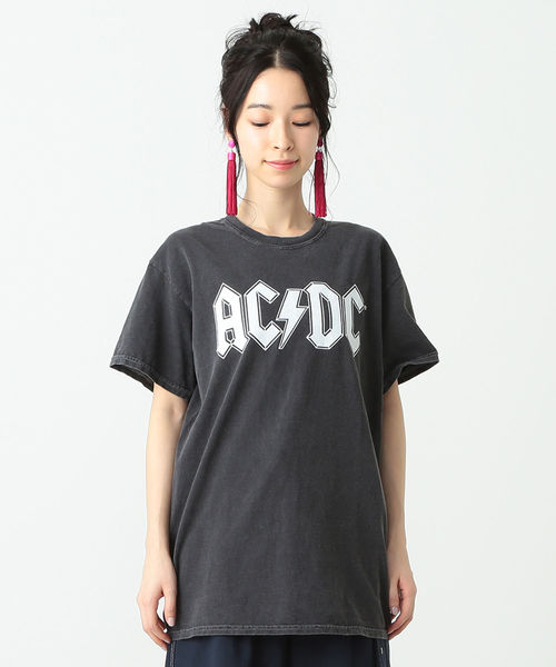Ray BEAMS(レイビームス)の「GOOD SPEED / White Logo ACDC Tシャツ(Tシャツ/カットソー・レディース・ブラック・ONE SIZE)」の4枚目の写真