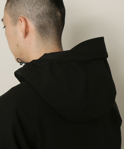 ADAM ET ROPE'(アダムエロペ)の「Dermizax マウンテンパーカー(マウンテンパーカー・メンズ・ネイビー/ブラック/キャメル・S/L/M)」の12枚目の写真