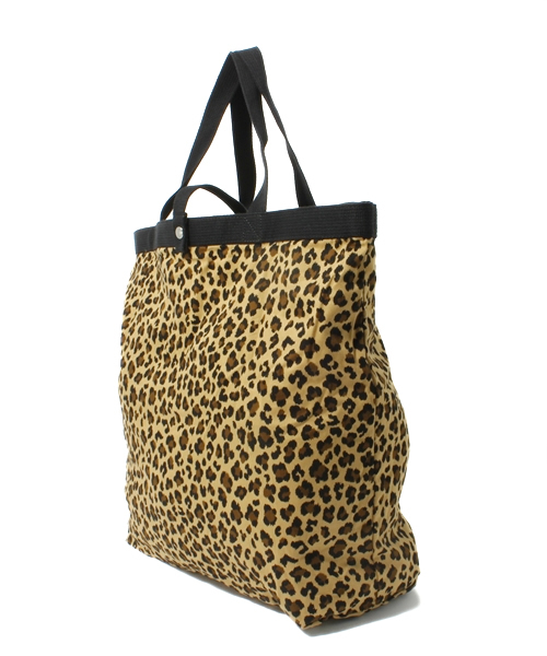 UNITED ARROWS（ユナイテッドアローズ）の「UAL LEO SOUVENIR TOTE（トートバッグ・メンズ・ベージュ・フリー）」の2枚目の写真