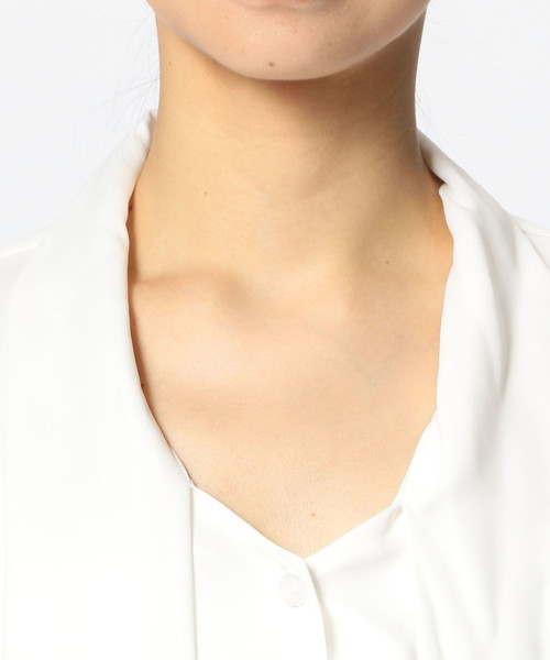 NARACAMICIE（ナラカミーチェ）の「ナチュラルストレッチボウタイブラウス（シャツ/ブラウス・レディース・ホワイト/ネイビー/カーキ・SMALL/MEDIUM/LARGE）」の11枚目の写真