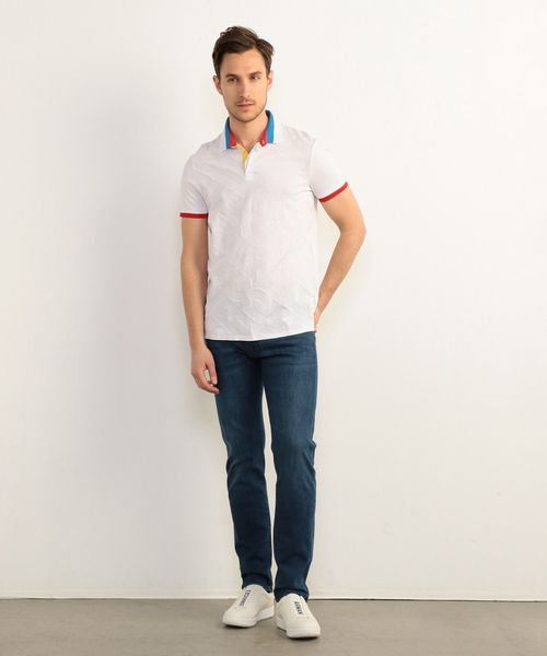 ARMANI EXCHANGE（アルマーニエクスチェンジ）の「【A|Xアルマーニ エクスチェンジ】AXエンボスロゴ　ポロシャツ（ポロシャツ・メンズ・ブラック/ホワイト・LARGE/MEDIUM/SMALL/X-SMALL/X-LARGE）」の6枚目の写真