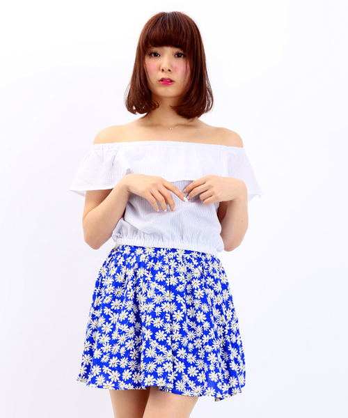 WEGO（ウィゴー）の「WEGO/コットンオフショルダー半袖ブラウス（シャツ/ブラウス・レディース・ホワイト系その他/ブラック系その他/レッド系その他/グリーン系その他・FREE）」の2枚目の写真