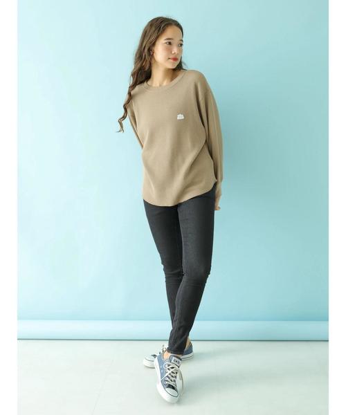 earth music&ecology（アースミュージックアンドエコロジー）の「スキスキスキニー(デニム)（デニムパンツ・レディース・チャコールグレー/ブルー系その他・S/M/L）」の8枚目の写真