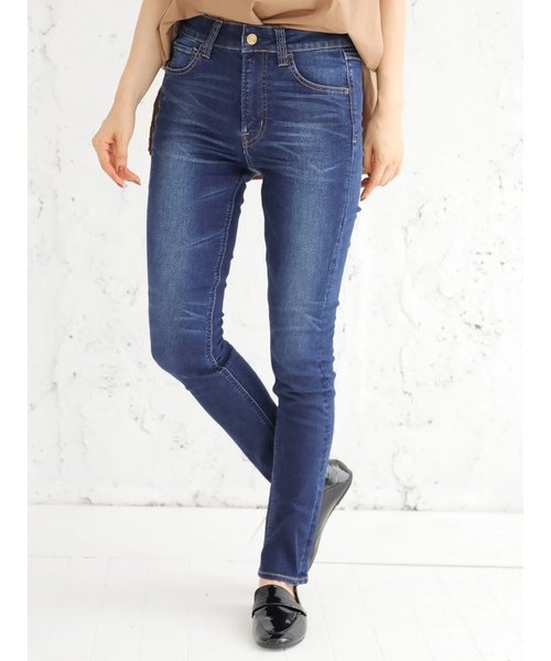 earth music&ecology（アースミュージックアンドエコロジー）の「スキスキスキニー(デニム)（デニムパンツ・レディース・チャコールグレー/ブルー系その他・S/M/L）」の2枚目の写真