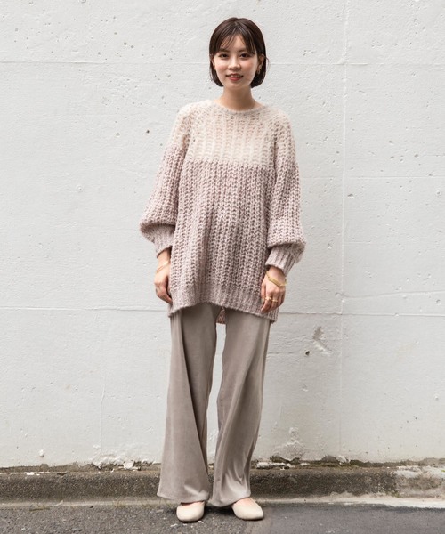 flower(フラワー)の「マイルドグラデーションニット(ニット/セーター・レディース・ベージュ/アイボリー・FREE)」の9枚目の写真