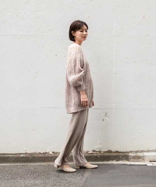 flower(フラワー)の「マイルドグラデーションニット(ニット/セーター・レディース・ベージュ/アイボリー・FREE)」の7枚目の写真