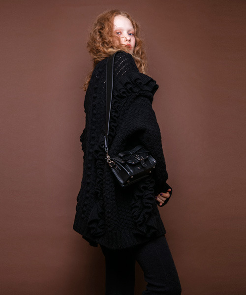 Candy Stripper(キャンディストリッパー)の「AMIABLE FRILL KNIT ワンピース(ワンピース・レディース・ブラック/ピンク/アイボリー・2)」の5枚目の写真