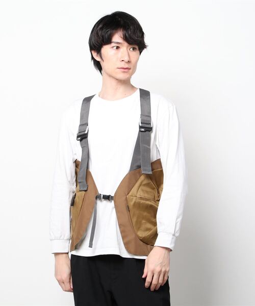 COMFY(コンフィー)の「COMFY ERP VEST X-PAC (コンフィー )(2colors)(Men's)(ベスト ブラック サンドベージュ)(ベスト・メンズ・サンドベージュ/ブラック・M)」の6枚目の写真