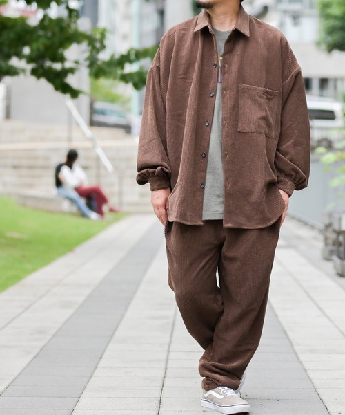 JOHN'S CLOSET(ジョンズクローゼット)の「【i】コーデュロイ バルーンスリーブ CPOジャケット(シャツ/ブラウス・メンズ・ベージュ/ブラック/ブルー/ブラウン/その他・X-LARGE/MEDIUM/LARGE)」の7枚目の写真