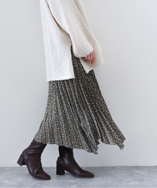 archives（アルシーヴ）の「フラワープリントイレヘムスカート（スカート・レディース・アイボリー/ブラウン/グリーン・MEDIUM）」の16枚目の写真