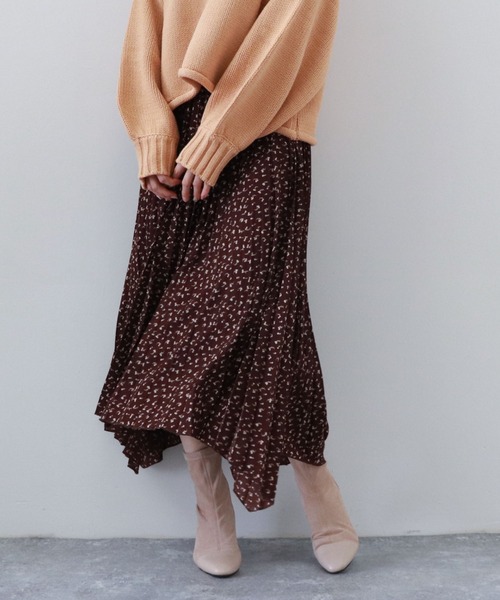 archives（アルシーヴ）の「フラワープリントイレヘムスカート（スカート・レディース・アイボリー/ブラウン/グリーン・MEDIUM）」の15枚目の写真