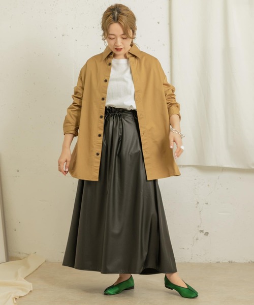 ITEMS URBANRESEARCH（アイテムズ アーバンリサーチ）の「フェイクレザースカート（スカート・レディース・ベージュ/ブラック・FREE）」の9枚目の写真