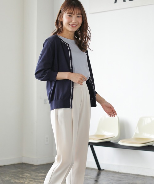 Honeys（ハニーズ）の「７分袖配色クルーカーデ（カーディガン/ボレロ・レディース・コーラルピンク/オフホワイト/ネイビー/ラベンダー/ベージュ・L/LL/M）」の4枚目の写真