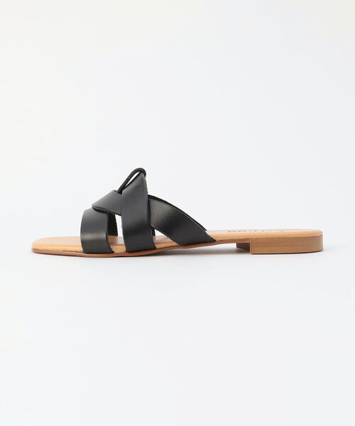 eness（エネス）の「【ENESS/エネス】ブレードアッパーフラットサンダル（サンダル・レディース・ブラック/オフホワイト・37/36）」の5枚目の写真