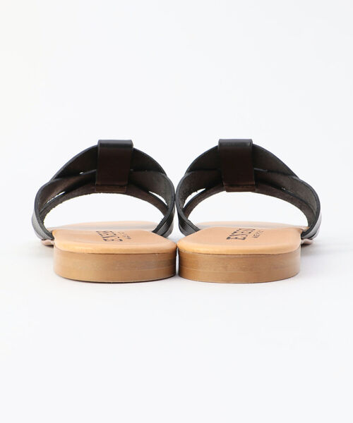 eness（エネス）の「【ENESS/エネス】ブレードアッパーフラットサンダル（サンダル・レディース・ブラック/オフホワイト・37/36）」の8枚目の写真