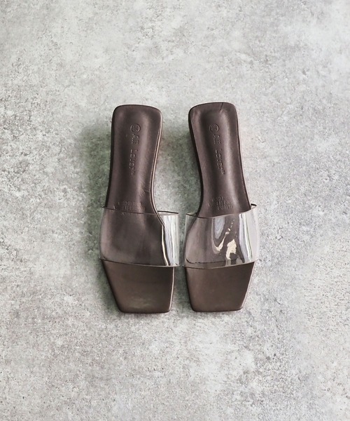 Riberry（リベリー）の「スクエアトゥクリアサンダル（サンダル・レディース・ベージュ/ブラウン/グリーン/アイボリー・MEDIUM/LARGE）」の7枚目の写真