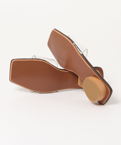 Riberry（リベリー）の「スクエアトゥクリアサンダル（サンダル・レディース・ベージュ/ブラウン/グリーン/アイボリー・MEDIUM/LARGE）」の17枚目の写真