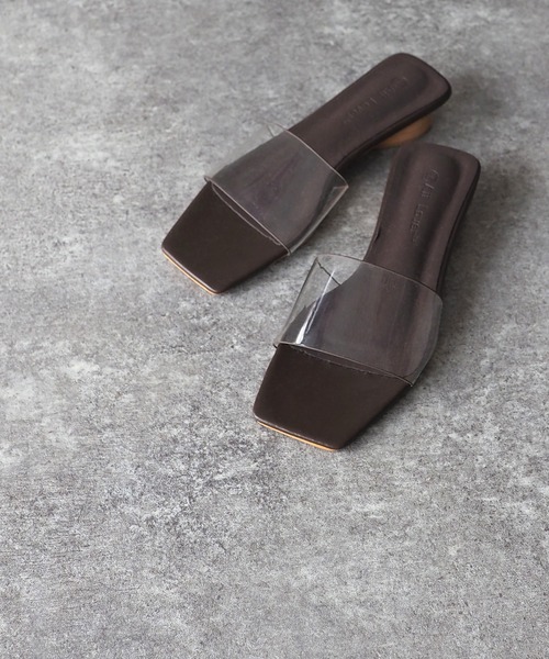 Riberry（リベリー）の「スクエアトゥクリアサンダル（サンダル・レディース・ベージュ/ブラウン/グリーン/アイボリー・MEDIUM/LARGE）」の21枚目の写真