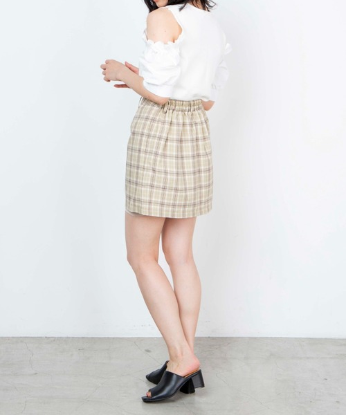 WEGO(ウィゴー)の「WEGO/パフスリーブオープンショルダープルオーバー(ニット/セーター・レディース・ホワイト/ブラック/ライトパープル・FREE)」の6枚目の写真