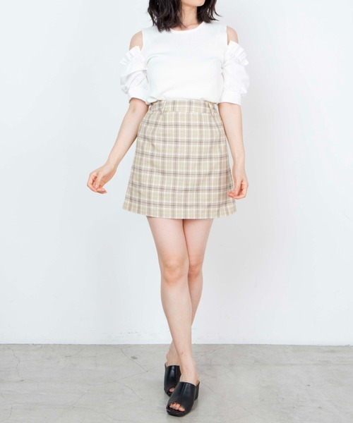 WEGO(ウィゴー)の「WEGO/パフスリーブオープンショルダープルオーバー(ニット/セーター・レディース・ホワイト/ブラック/ライトパープル・FREE)」の8枚目の写真