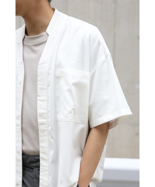 CREARE -LINO-（クレアーレリノ）の「Vネックレイヤードカラー ビックポケットとろみシャツ（シャツ/ブラウス・メンズ・ブラック/ブルー/ホワイト/ベージュ・L/M）」の16枚目の写真