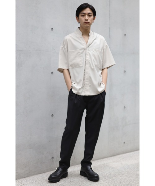 CREARE -LINO-（クレアーレリノ）の「Vネックレイヤードカラー ビックポケットとろみシャツ（シャツ/ブラウス・メンズ・ブラック/ブルー/ホワイト/ベージュ・L/M）」の8枚目の写真