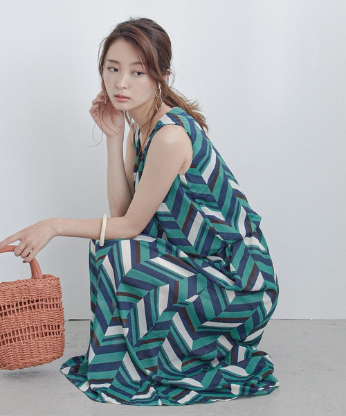 ボタニカル 幾何学柄リラックスワンピース ワンピース Fashion Letter ファッションレター のファッション通販 Zozotown