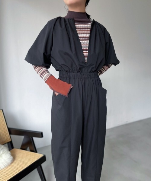 Solace（ソレイス）の「前後2WAYパフスリーブコンビネゾン（サロペット/オーバーオール・レディース・ブルー/ブラック・FREE）」の18枚目の写真