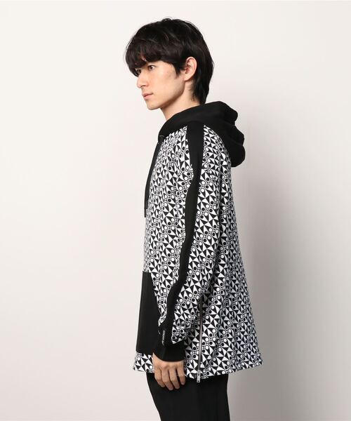 MOOSE KNUCKLES（ムースナックルズ）の「MOOSE KNUCKLES/ムースナックルズ/STATIC HOODIE/フーディー（パーカー・メンズ・ブラック・LARGE）」の5枚目の写真