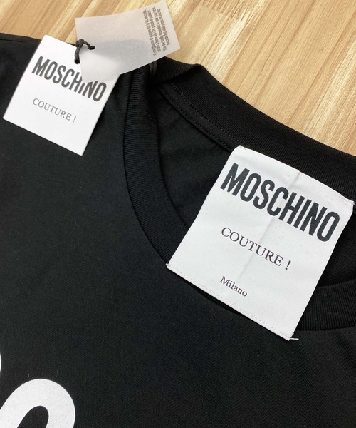 MOSCHINO（モスキーノ）の「半袖ロゴTシャツ COUTURE! クチュール BLACK（Tシャツ/カットソー・メンズ・ブラック・44/46/48/50/52）」の5枚目の写真