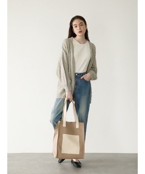 koe(コエ)の「フロントポケットスクエアトート*(トートバッグ・レディース・チャコールグレー/アイボリー/グレイッシュベージュ・FREE)」の20枚目の写真