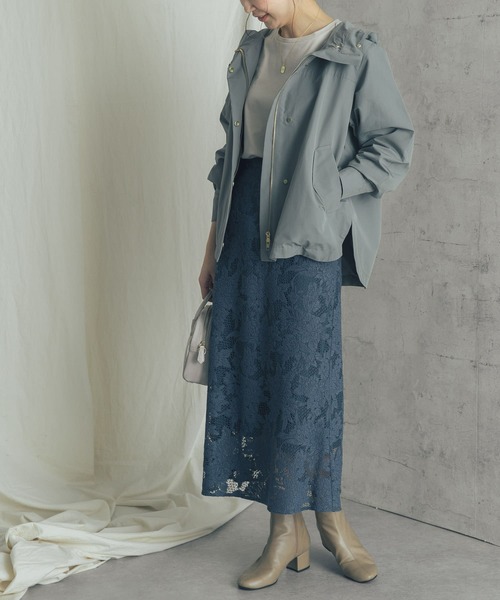 URBAN RESEARCH ROSSO（アーバンリサーチロッソ）の「バックタックボリュームフードブルゾン（ブルゾン・レディース・ベージュ系その他/ブルー系その他/ブラック・FREE）」の18枚目の写真